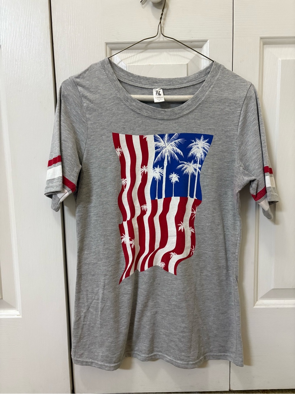 Women’s Gray Graphic Tee with Red & Blue Flag Print